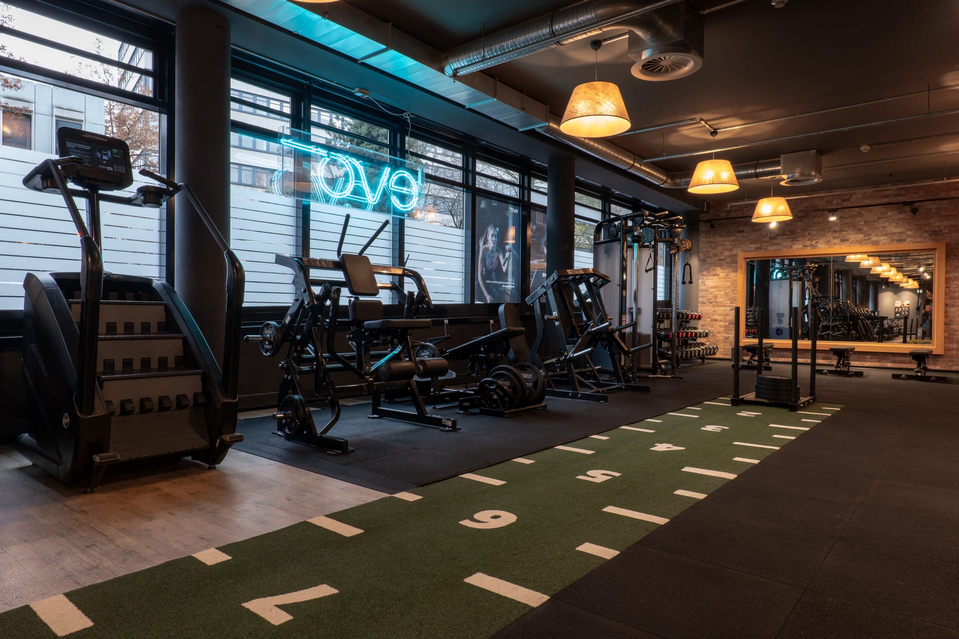 EVO Fitness Hamburg Stadthausbrücke